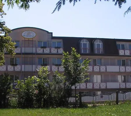 Familienresidenz Hotel 4*